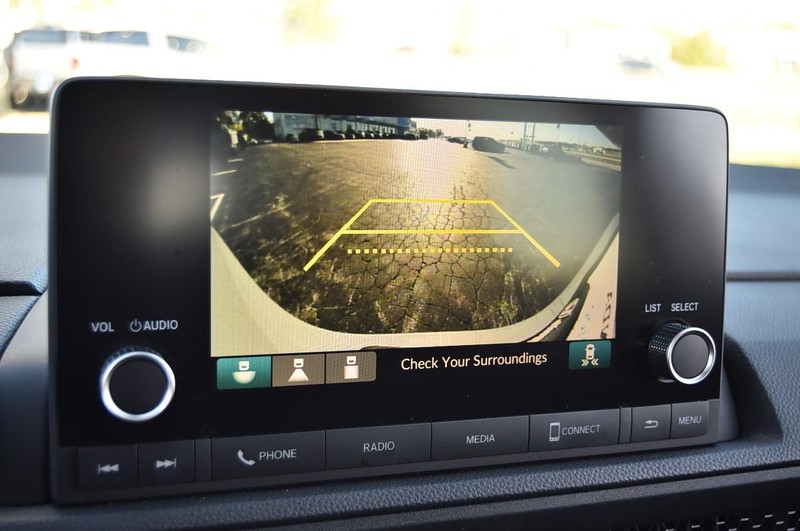 Honda CR-V Vehicle Full-screen Gallery Image 12