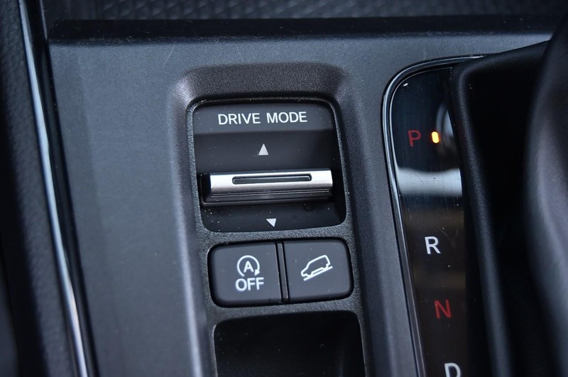 Honda CR-V Vehicle Full-screen Gallery Image 17