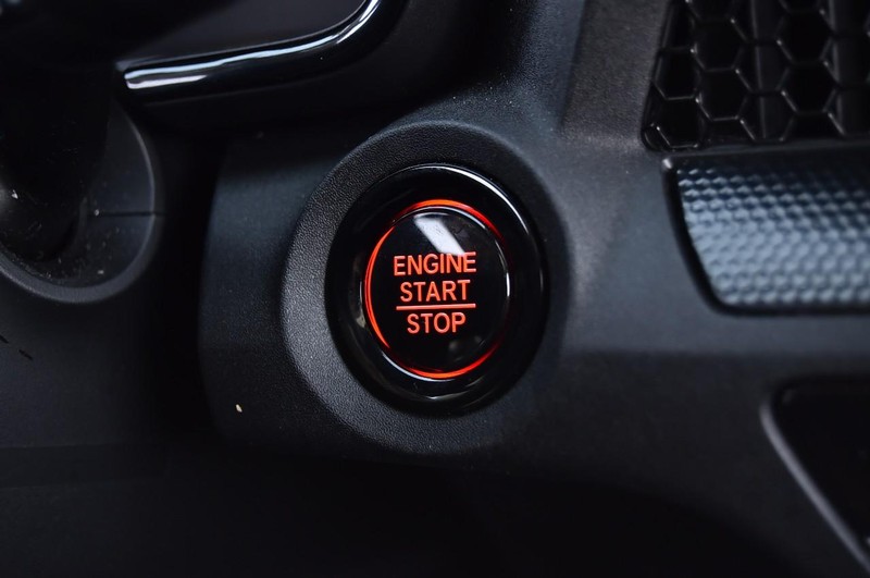 Honda CR-V Vehicle Full-screen Gallery Image 18