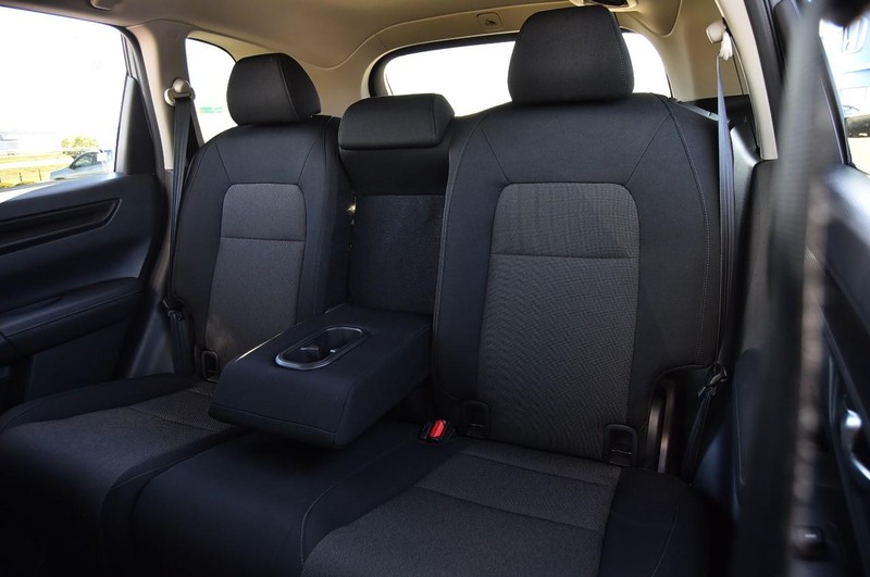 Honda CR-V Vehicle Full-screen Gallery Image 23