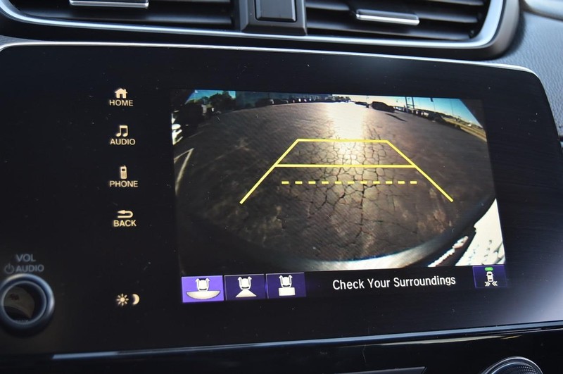 Honda CR-V Hybrid Vehicle Full-screen Gallery Image 13