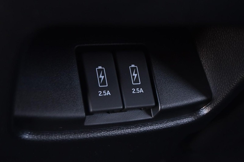 Honda CR-V Hybrid Vehicle Full-screen Gallery Image 26