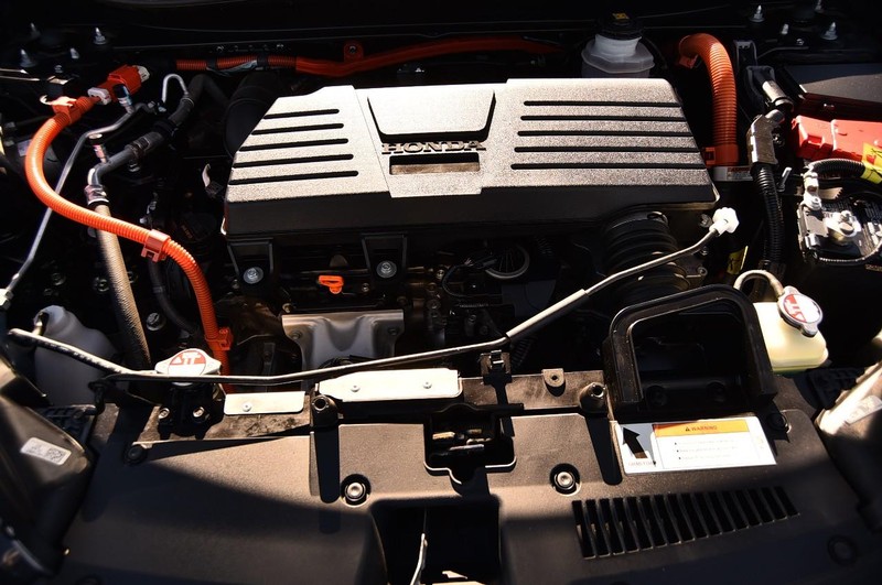 Honda CR-V Hybrid Vehicle Full-screen Gallery Image 29