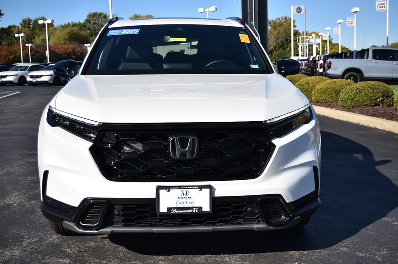 Honda CR-V Hybrid Vehicle Full-screen Gallery Image 4