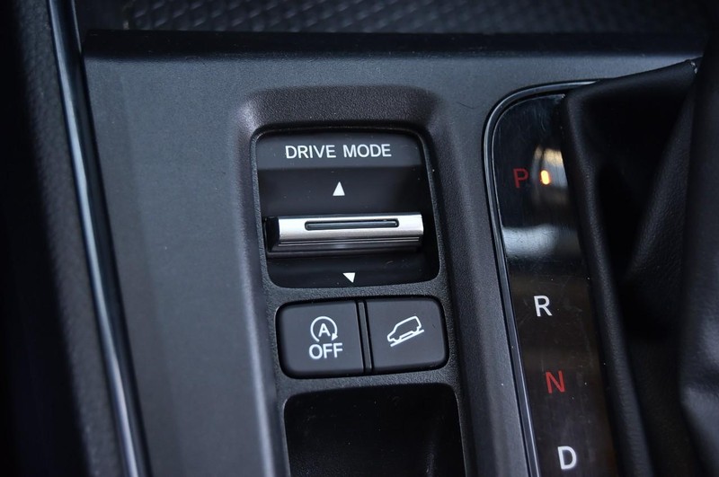 Honda CR-V Vehicle Image 17