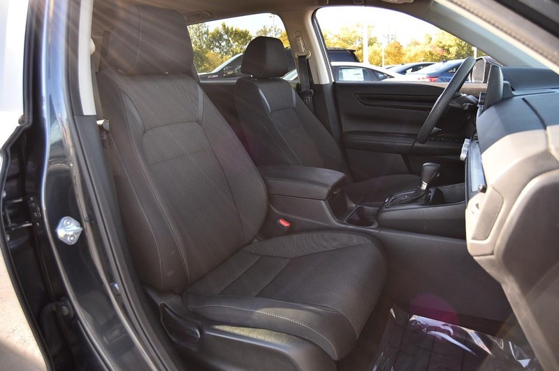 Honda CR-V Vehicle Image 21