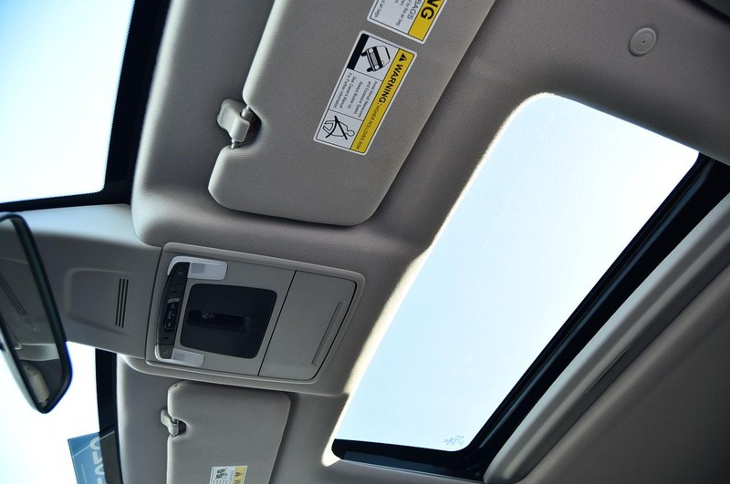 Honda CR-V Vehicle Image 22