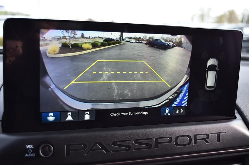 Honda Passport Vehicle Image 13