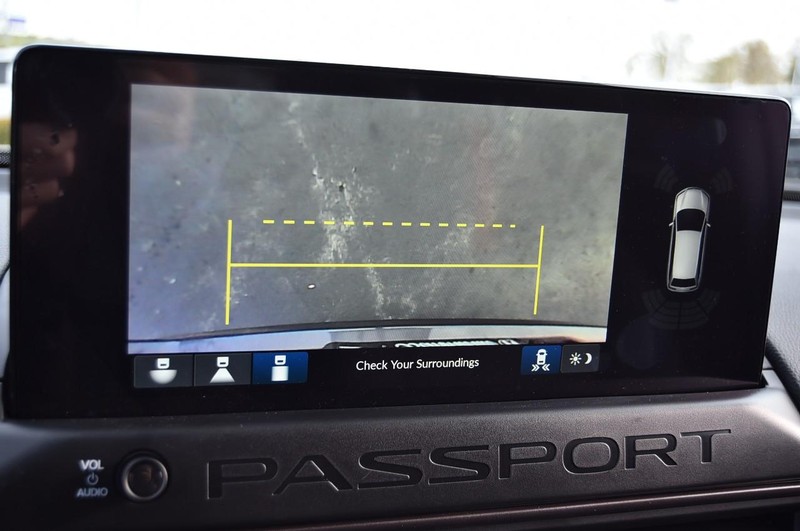 Honda Passport Vehicle Image 14