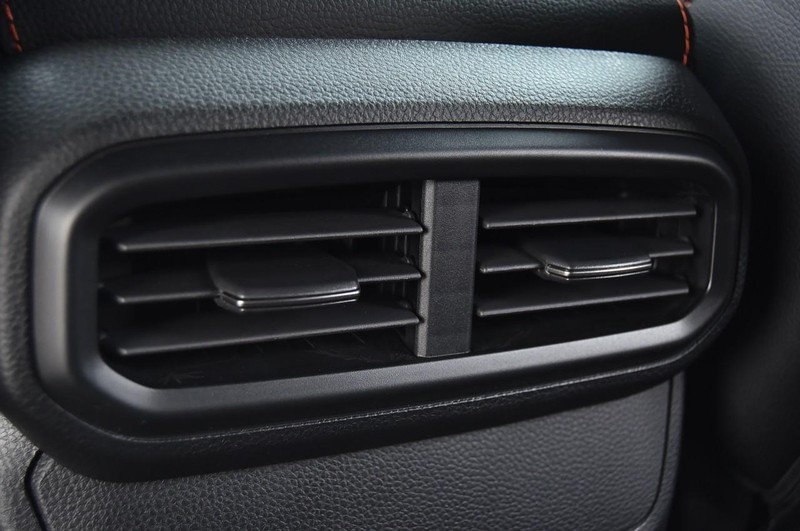 Honda Passport Vehicle Image 26