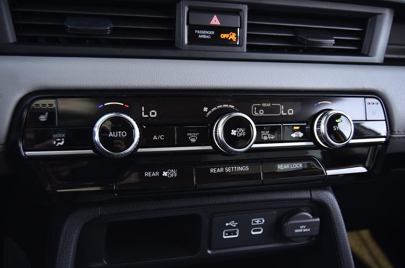 Honda Pilot Vehicle Image 17