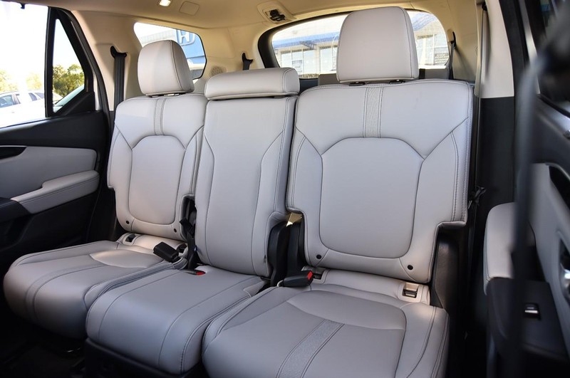 Honda Pilot Vehicle Image 25
