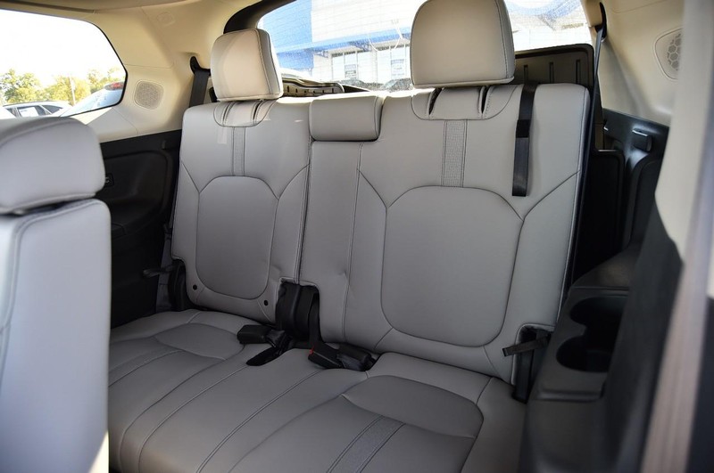 Honda Pilot Vehicle Image 28