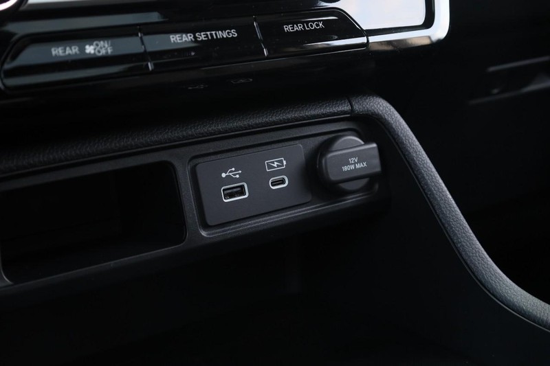 Honda Pilot Vehicle Image 18