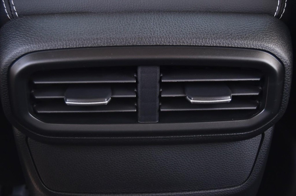 Honda Ridgeline Vehicle Image 29