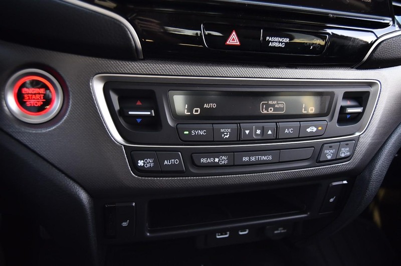 Honda Ridgeline Vehicle Image 19