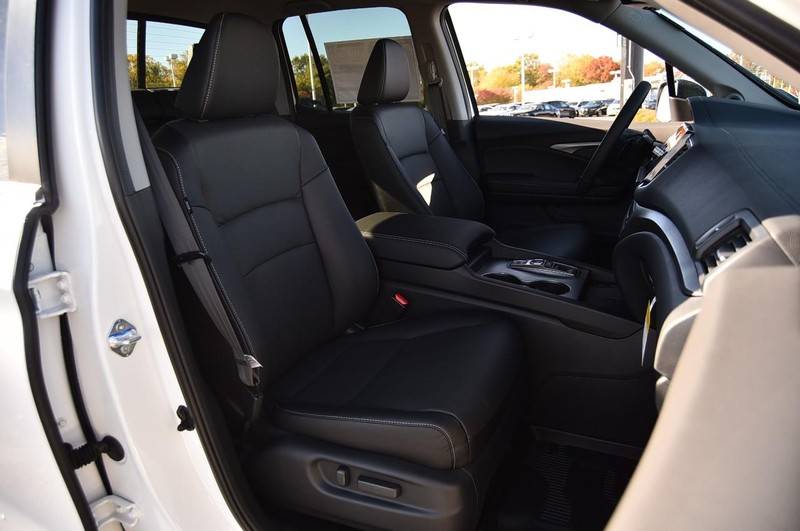 Honda Ridgeline Vehicle Image 26