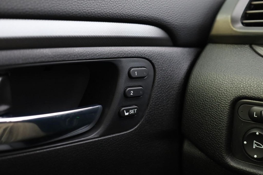 Honda Ridgeline Vehicle Image 18