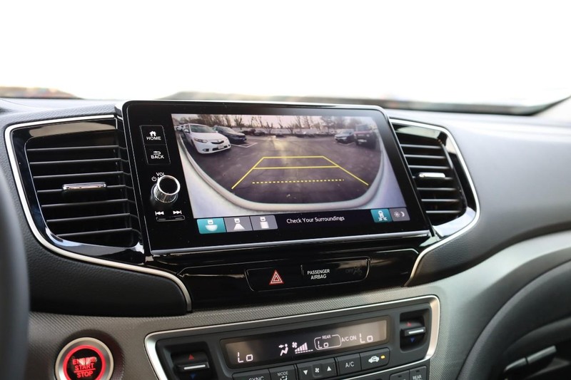 Honda Ridgeline Vehicle Image 12