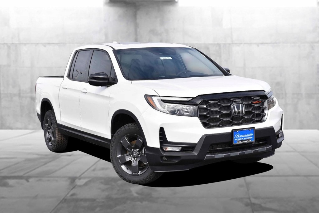 Honda Ridgeline Vehicle Image 02
