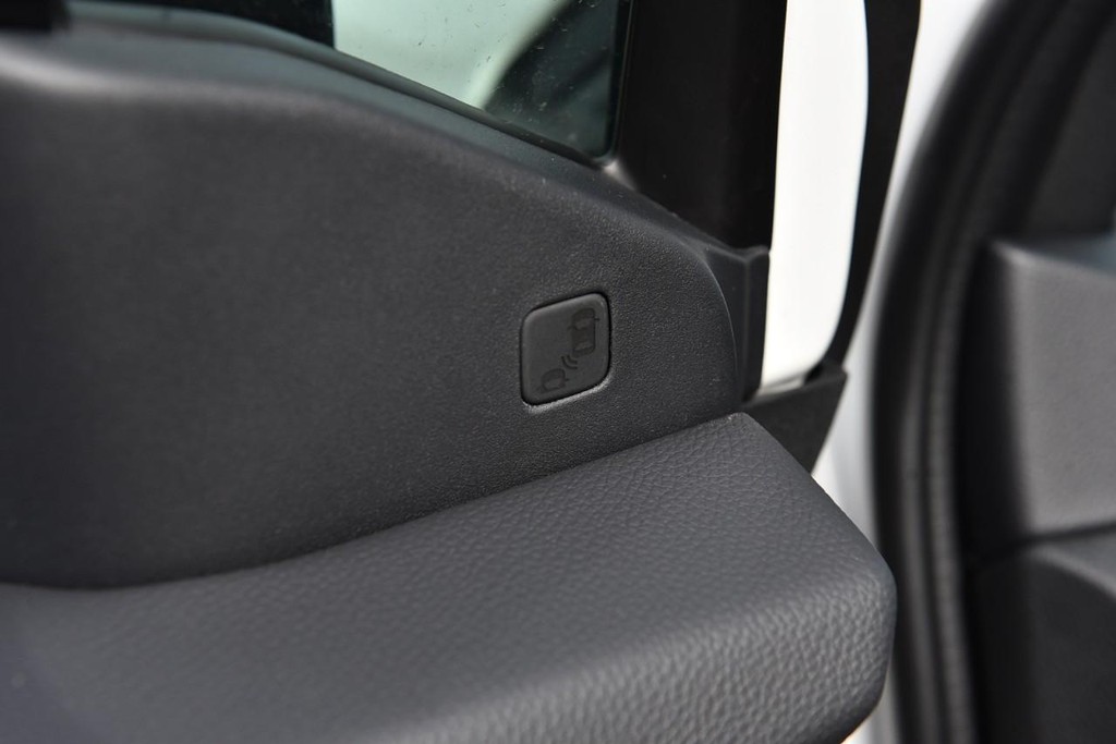 Honda Ridgeline Vehicle Image 12