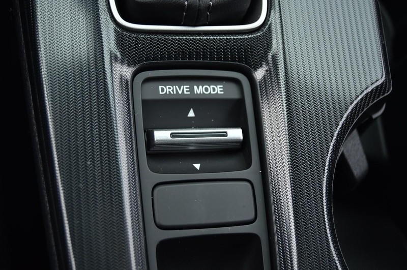 Honda Civic Sedan Hybrid Vehicle Full-screen Gallery Image 18