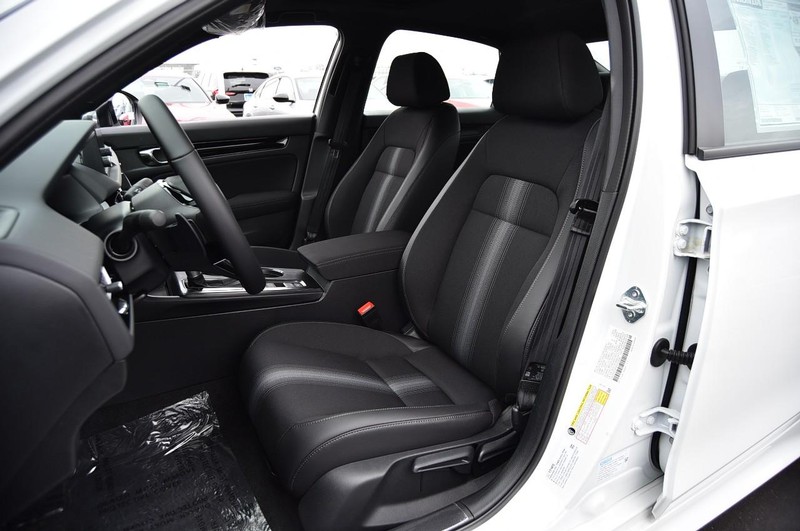 Honda Civic Sedan Hybrid Vehicle Full-screen Gallery Image 21