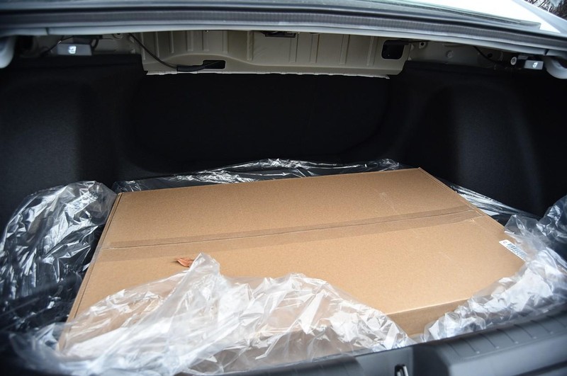 Honda Civic Sedan Hybrid Vehicle Full-screen Gallery Image 25