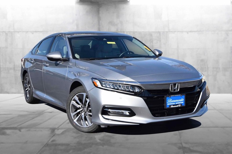 Honda Accord Hybrid Vehicle Full-screen Gallery Image 2