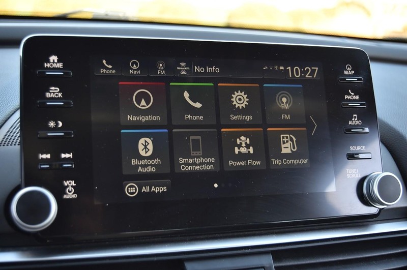 Honda Accord Hybrid Vehicle Full-screen Gallery Image 17