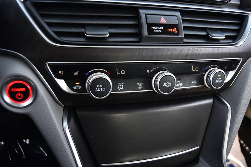 Honda Accord Hybrid Vehicle Full-screen Gallery Image 18