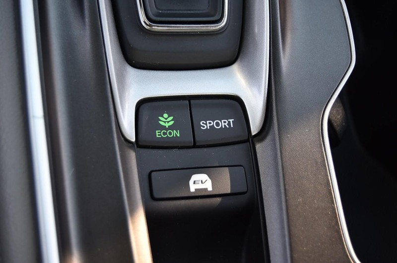 Honda Accord Hybrid Vehicle Full-screen Gallery Image 21