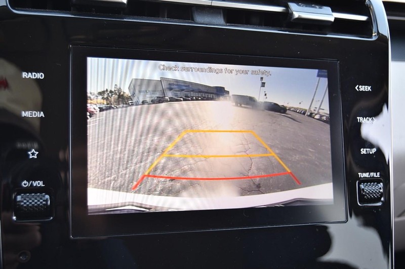 Hyundai Tucson Vehicle Image 12