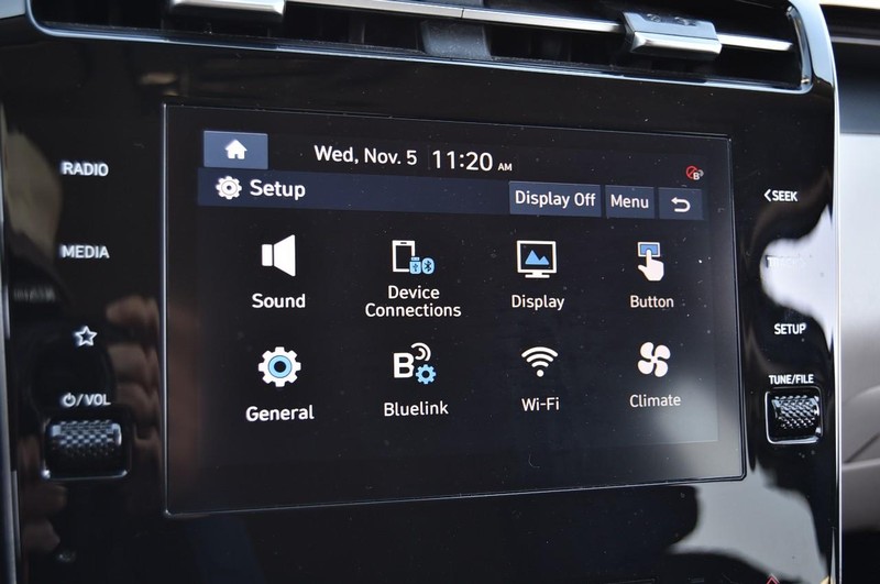 Hyundai Tucson Vehicle Image 13