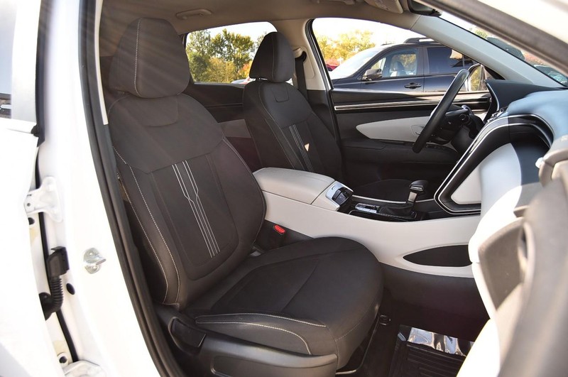 Hyundai Tucson Vehicle Image 21