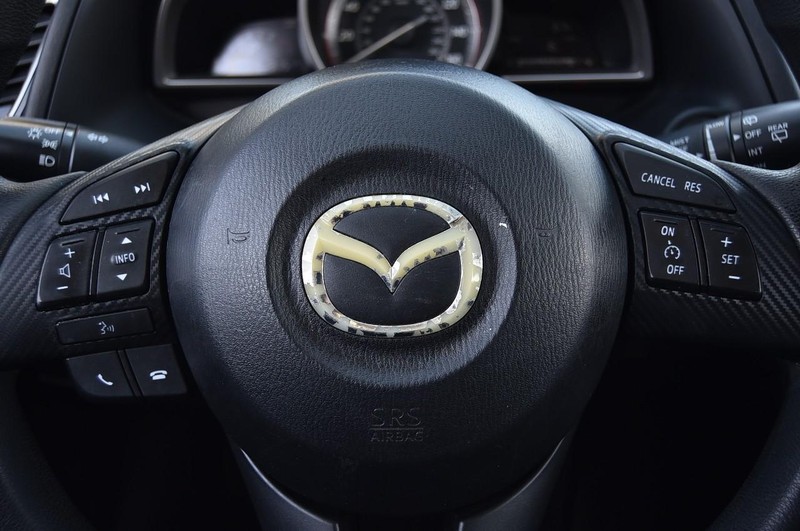 Mazda Mazda3 Hatchback Vehicle Image 15