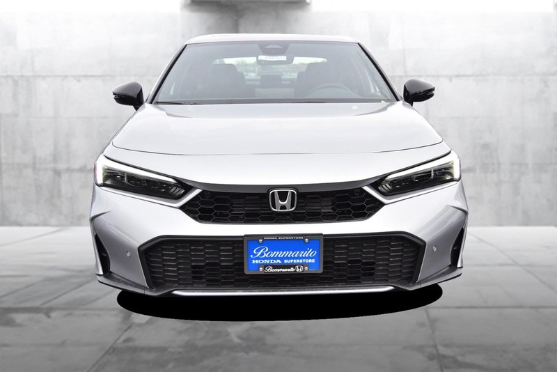 Honda Civic Sedan Hybrid Vehicle Full-screen Gallery Image 4