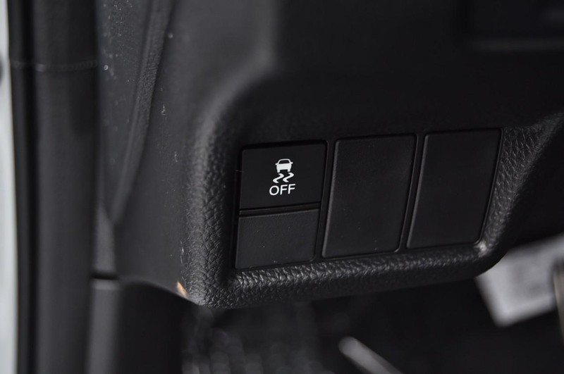 Honda Civic Sedan Hybrid Vehicle Full-screen Gallery Image 11