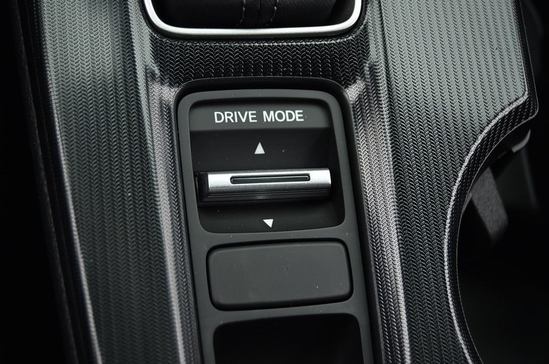 Honda Civic Sedan Hybrid Vehicle Full-screen Gallery Image 19