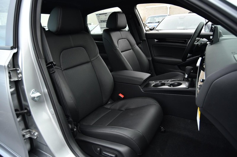 Honda Civic Sedan Hybrid Vehicle Full-screen Gallery Image 23