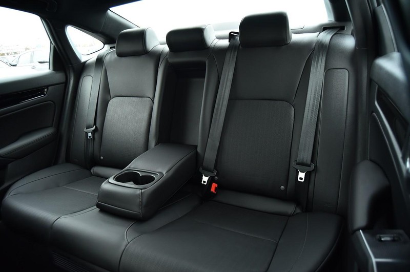 Honda Civic Sedan Hybrid Vehicle Full-screen Gallery Image 25