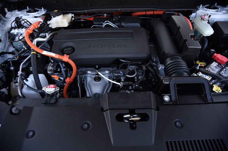 Honda CR-V Hybrid Vehicle Full-screen Gallery Image 27
