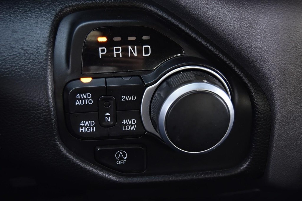 Ram 1500 Vehicle Image 18