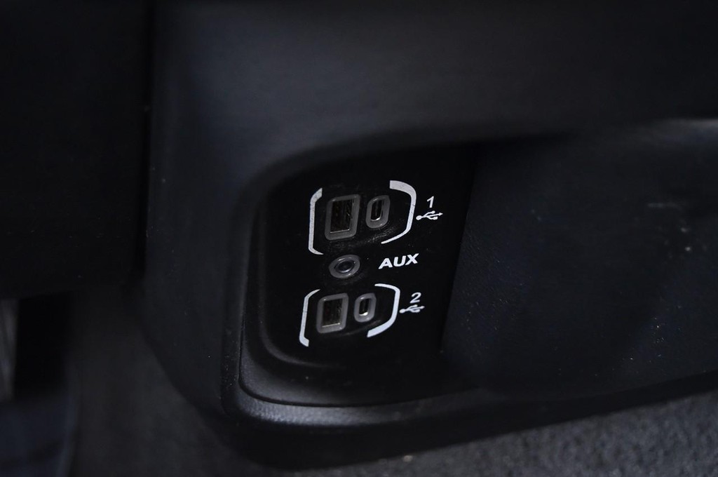 Ram 1500 Vehicle Image 19