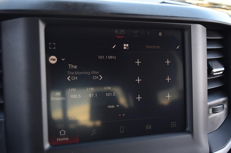 Ram 1500 Vehicle Image 15