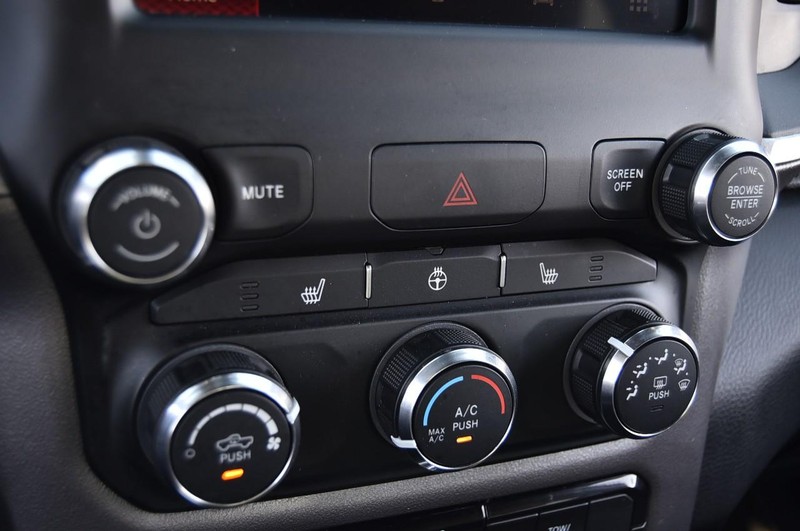 Ram 1500 Vehicle Image 16