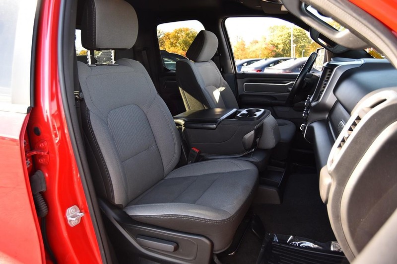 Ram 1500 Vehicle Image 23