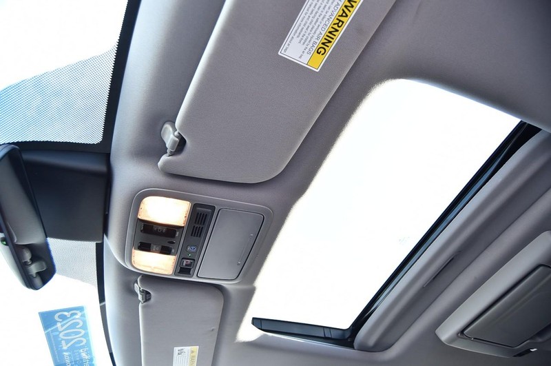 Honda Odyssey Vehicle Image 24