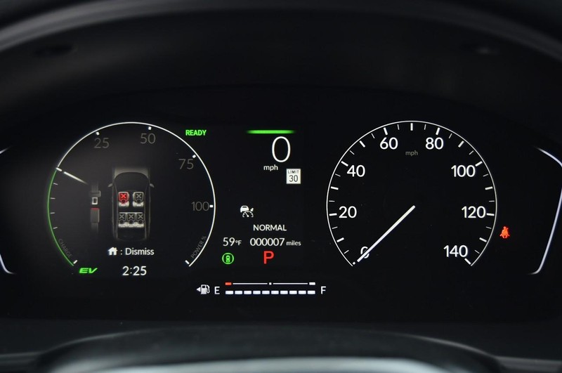 Honda Civic Sedan Hybrid Vehicle Image 12