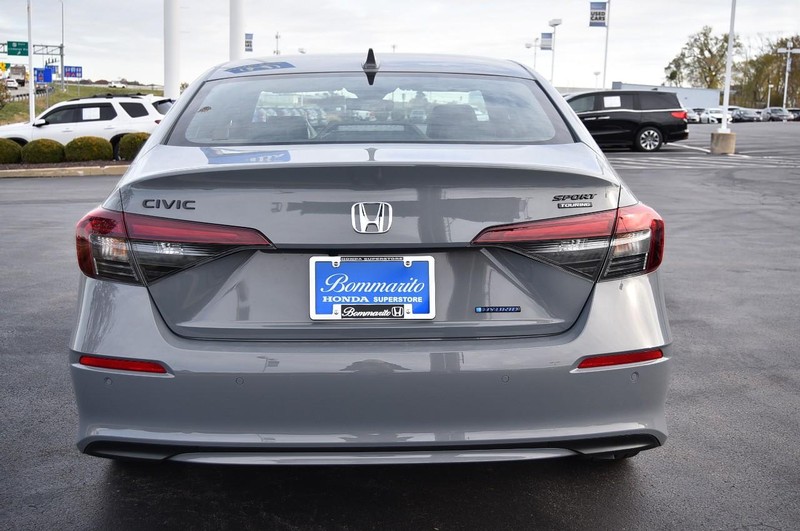 Honda Civic Sedan Hybrid Vehicle Image 06
